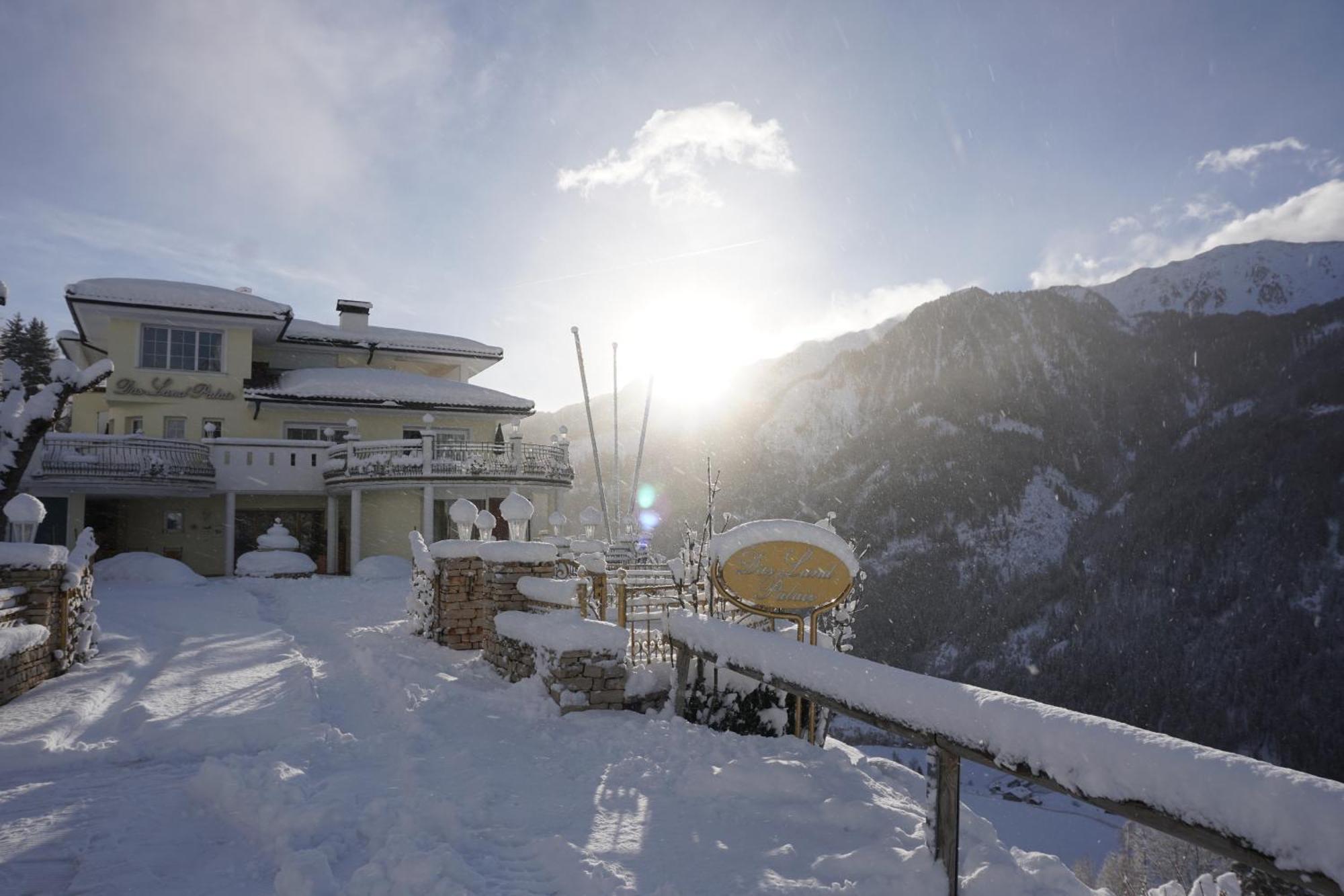 B&B Das Land-Palais - Private Mountain Hideaway Selva dei Molini Εξωτερικό φωτογραφία