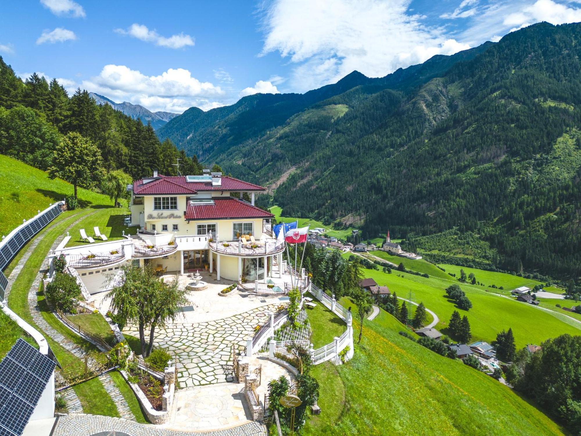 B&B Das Land-Palais - Private Mountain Hideaway Selva dei Molini Εξωτερικό φωτογραφία