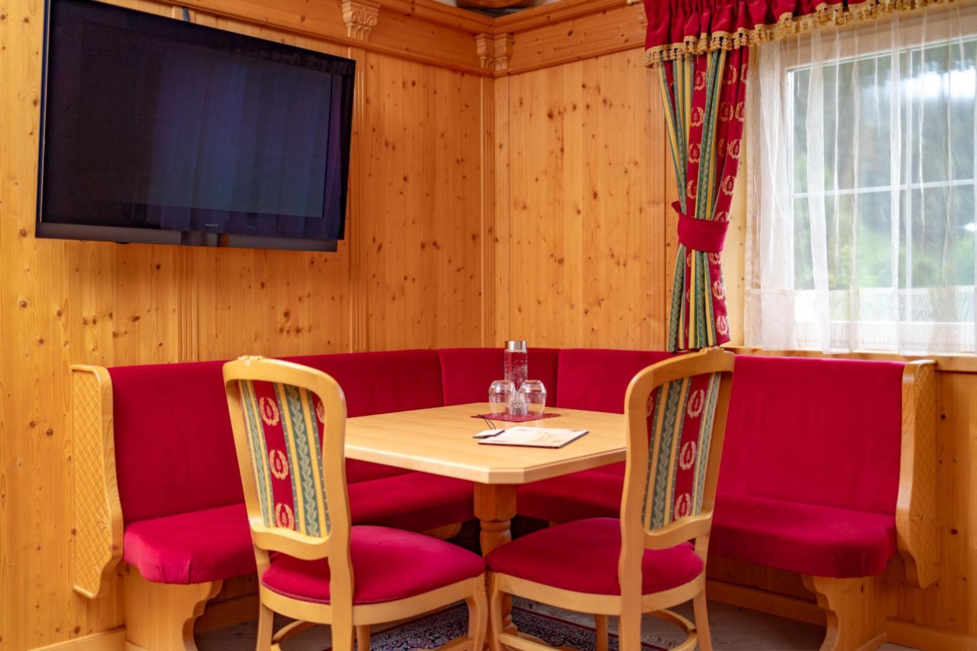 B&B Das Land-Palais - Private Mountain Hideaway Selva dei Molini Εξωτερικό φωτογραφία